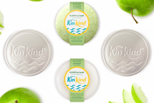 Load image into Gallery viewer, CLEAR my head! Anti dandruff Shampoo &amp; Conditioner bars with 2 Travel Tins